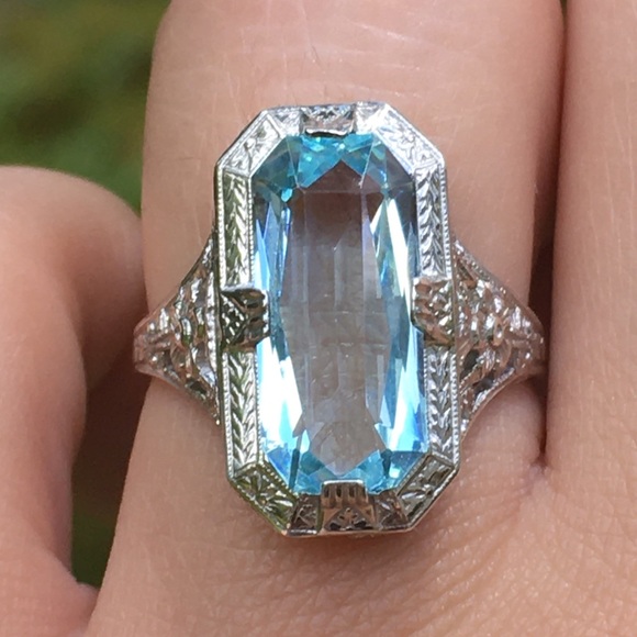 Intricate Art Deco Sterling Silver Blue Topaz Ring - Picture 3 of 15